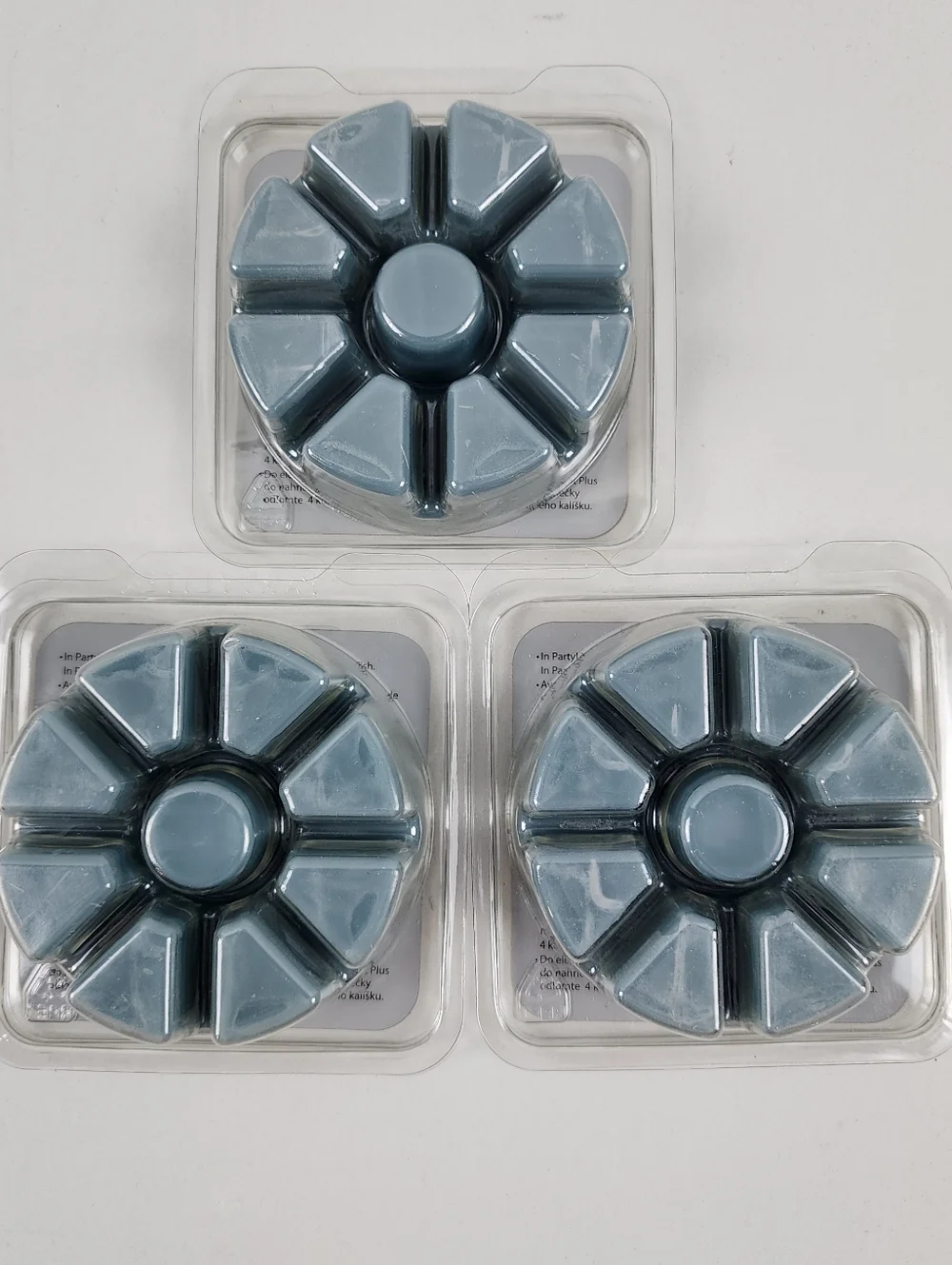 PartyLite Blue Spruce Scent Plus Melts Blue Wax Discontinued (3) Pack Bundle - Picture 2 of 4